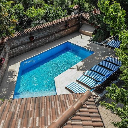 Villa Amalia Apartments Malinska Esterno foto
