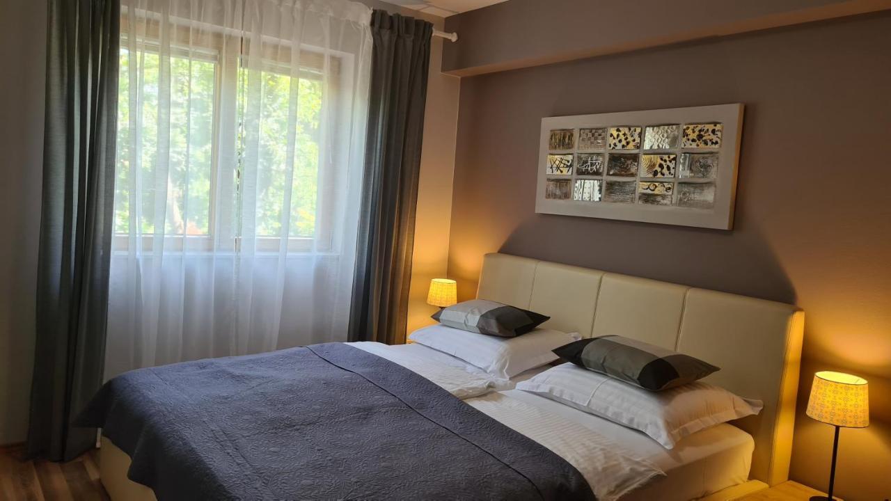 Villa Amalia Apartments Malinska Esterno foto