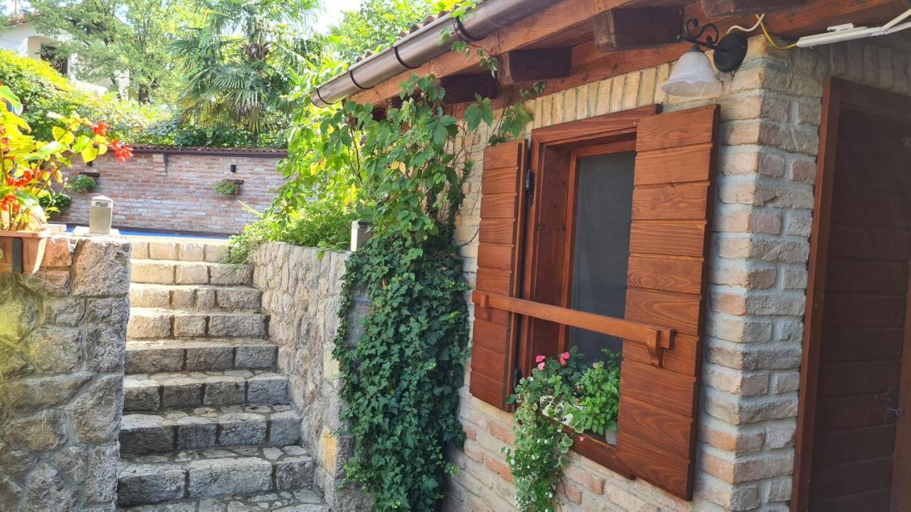 Villa Amalia Apartments Malinska Esterno foto