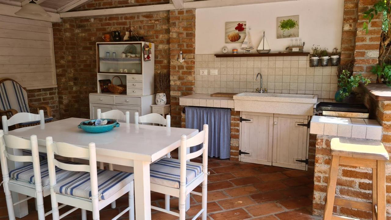 Villa Amalia Apartments Malinska Esterno foto