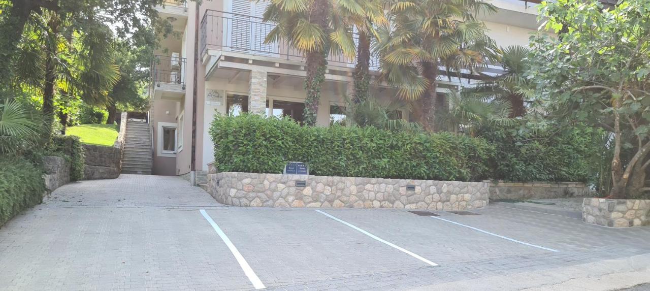 Villa Amalia Apartments Malinska Esterno foto