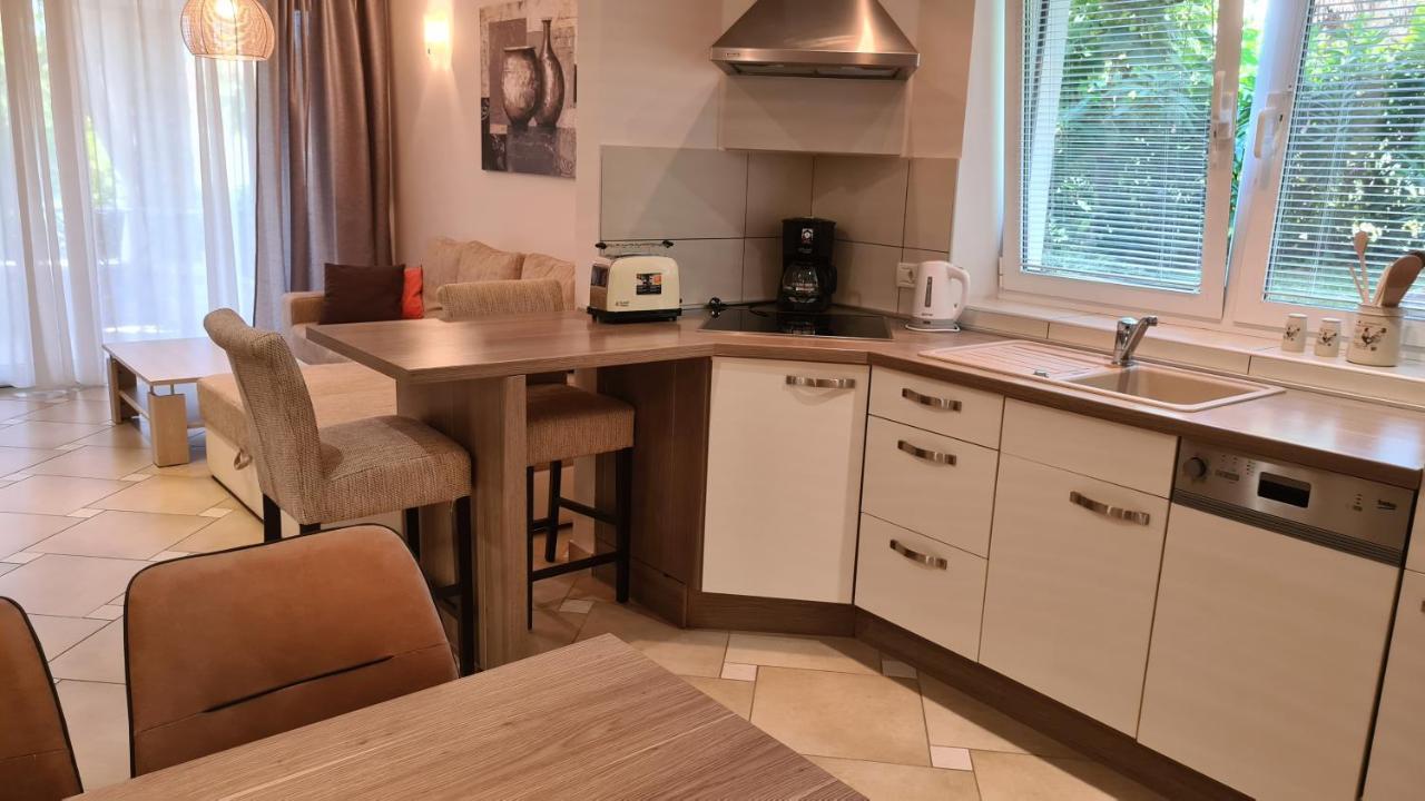Villa Amalia Apartments Malinska Esterno foto