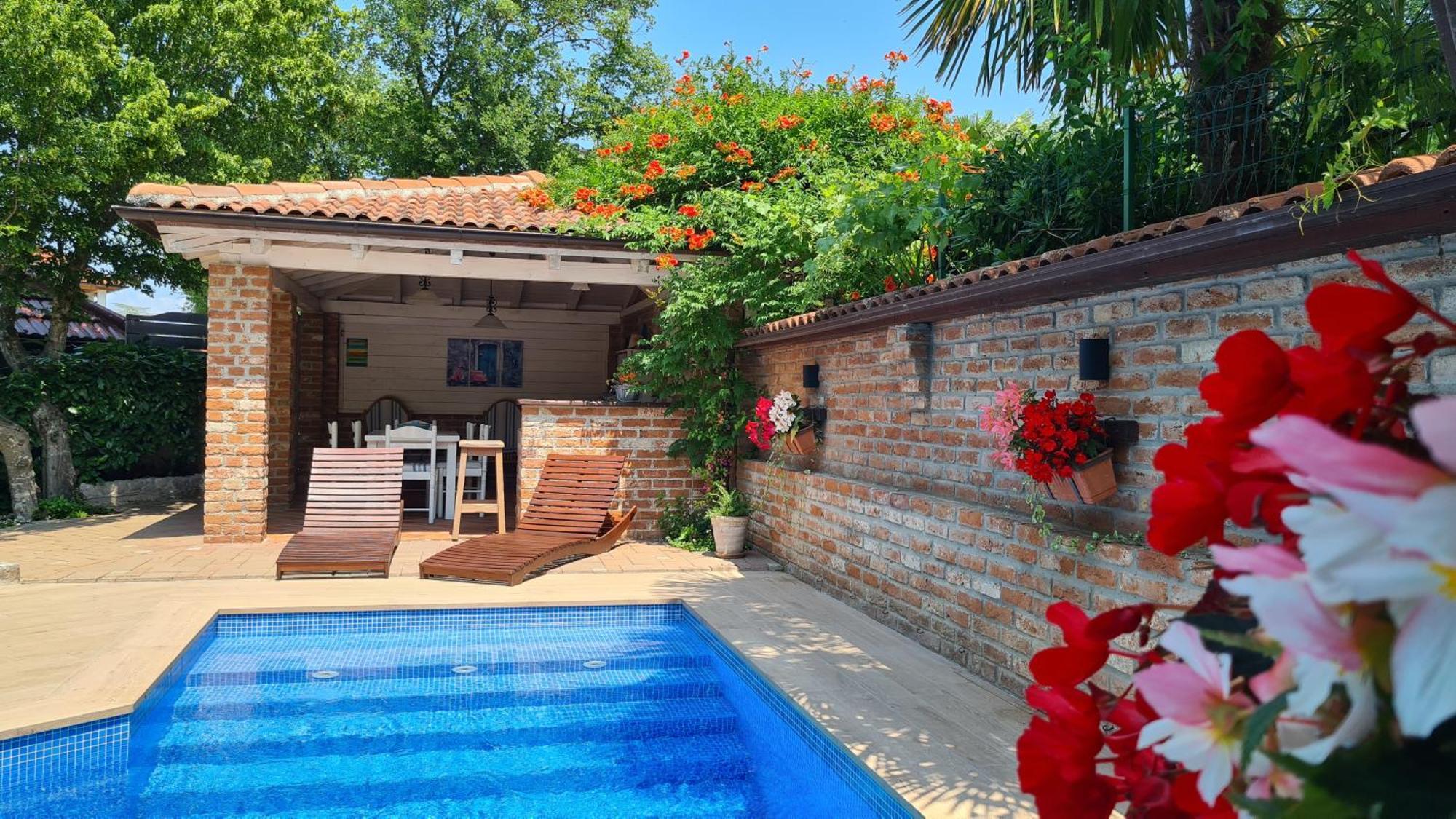 Villa Amalia Apartments Malinska Esterno foto